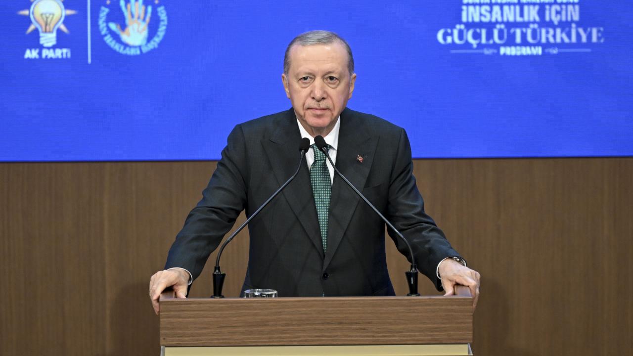 Türkiye Cumhurbaşkanı Erdoğan: Nerede bir zulüm varsa mazlumun yanında, zalimin karşısında dimdik duruyoruz
