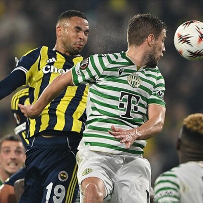 Fenerbahçe, Kadıköy'de 1 puana razı oldu