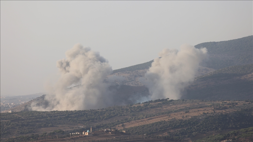 İsrail ordusu, Lübnan'ın güneyindeki 2 beldeye hava saldırısı düzenledi