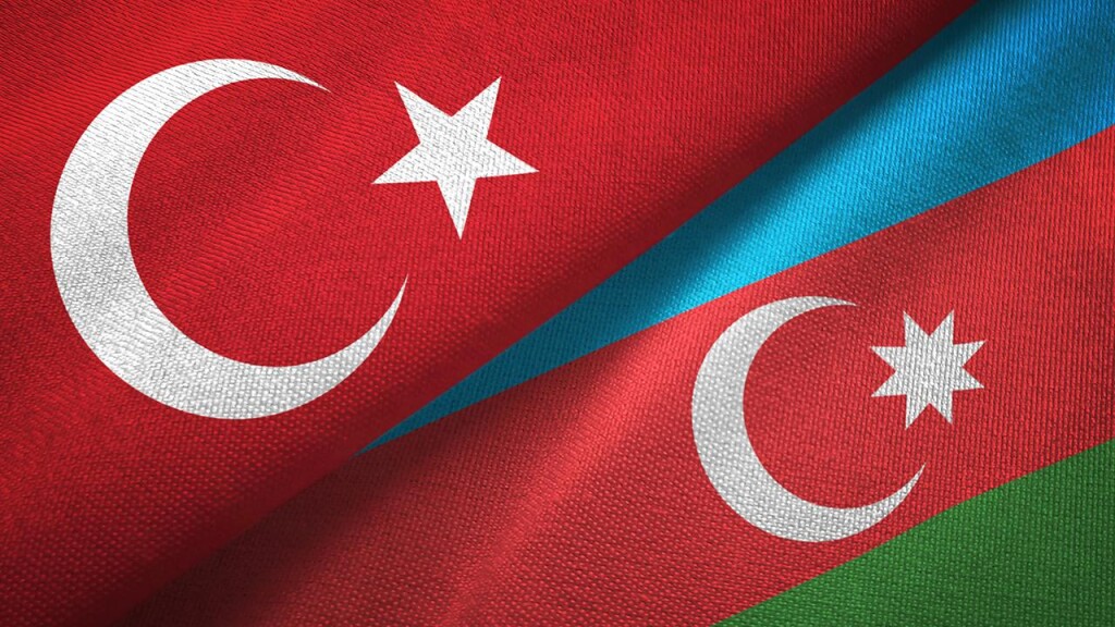 Azerbaycan'dan Türkiye'ye dayanışma mesajı