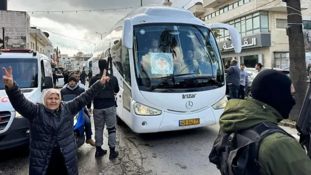 İsrail ile Hamas arasındaki ikinci esir takasında serbest bırakılanlardan biri de Ürdünlü