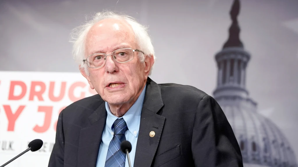 ABD'li Senatör Sanders, Irak'ın işgalini hatırlatarak İran'da 