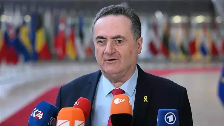 İsrail Savunma Bakanı Katz, hava saldırılarının ardından Suriye'deki yönetimi yine tehdit etti