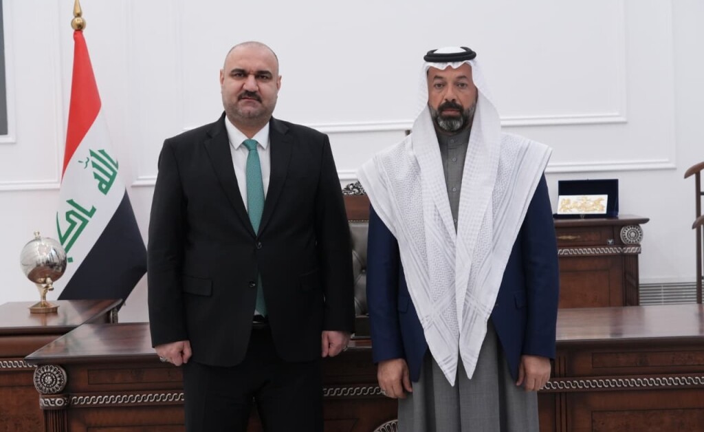 Ağa, Kerkük İl Meclisi üyesi Şeyh Zahir Enver el-Asi ile görüştü