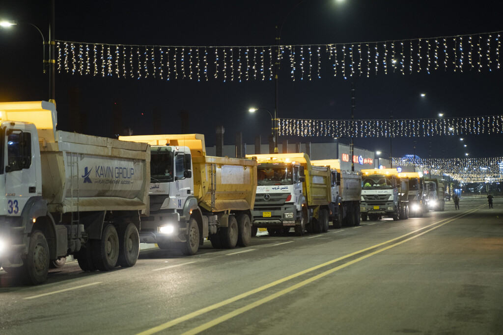 Türkiye'nin Erbil Başkonsolosluğu: Bağışçılarımızın 14 tırdan oluşan soba yardımı yola çıktı