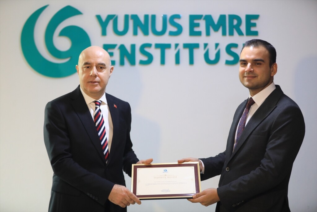 Bağdat Yunus Emre Enstitüsü'nde ilk Türkçe dersi verildi