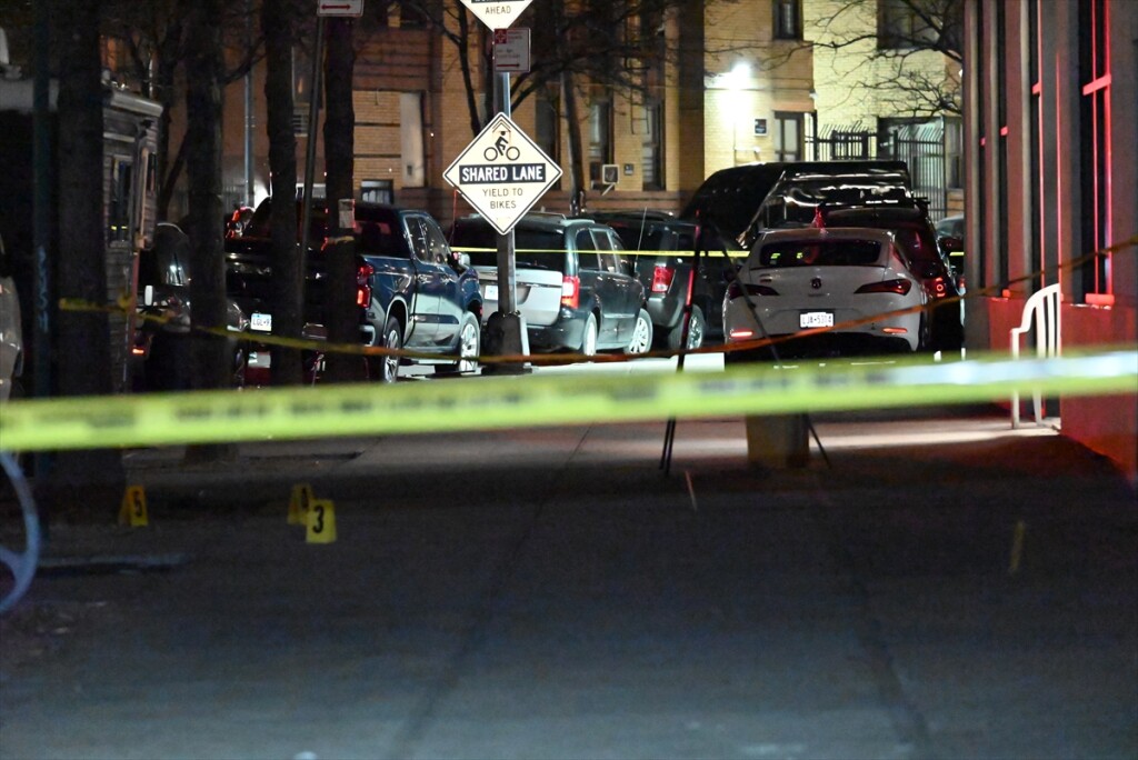 New York'ta silahlı saldırıda 1 kişi öldü, 1 kişi yaralandı