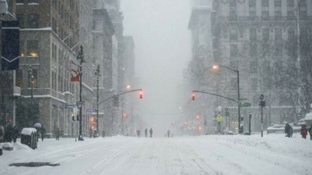 ABD'de olumsuz hava koşulları 80'den fazla can aldı