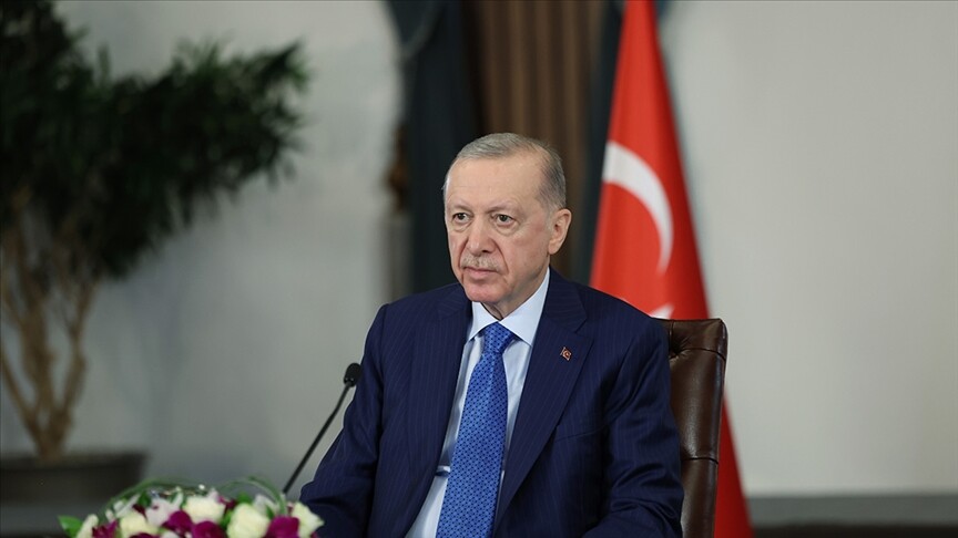 Erdoğan: Diplomatik gayretlerimizi İsrail'e yaptırım uygulamalarının artması için yoğunlaştırmalıyız