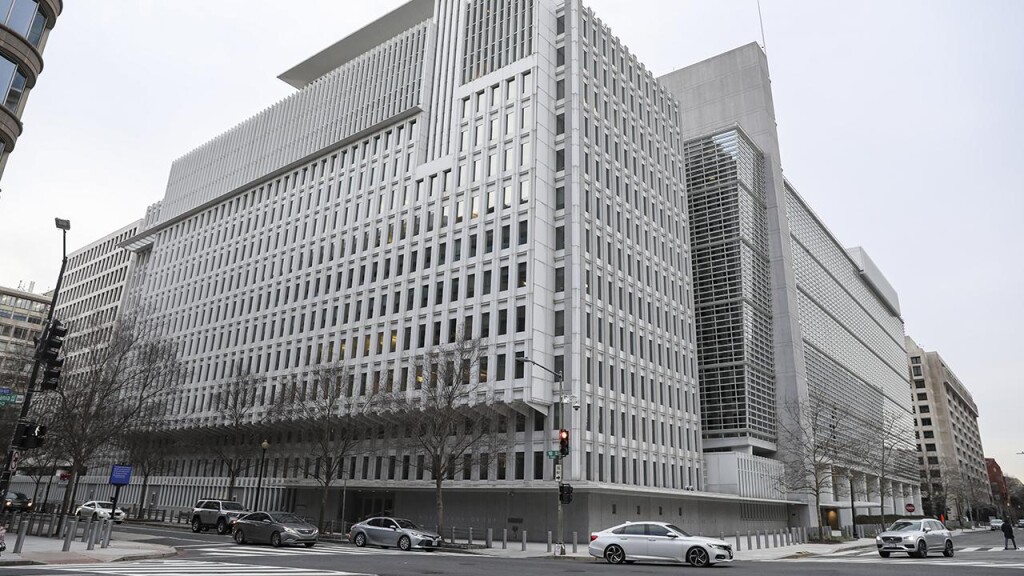 Dünya Bankası’ndan Irak’a 900 milyon dolarlık yol yatırımı