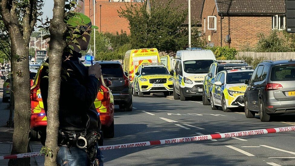 Londra'da kılıçlı saldırıda 5 kişi yaralandı