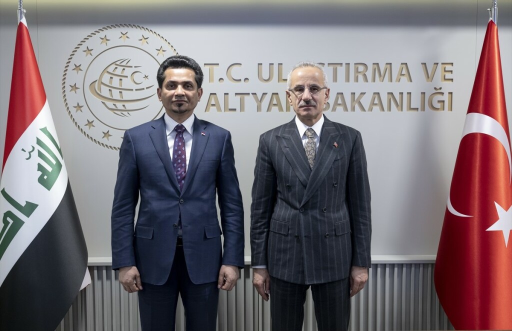 Ulaştırma Bakanı Sadavi ile  Türkiye Ulaştırma ve Altyapı Bakanı Uraloğlu görüştü