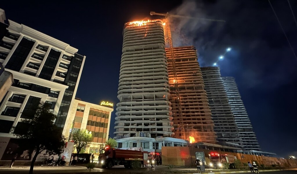 Erbil’de inşaatı devam eden bir sitede yangın çıktı
