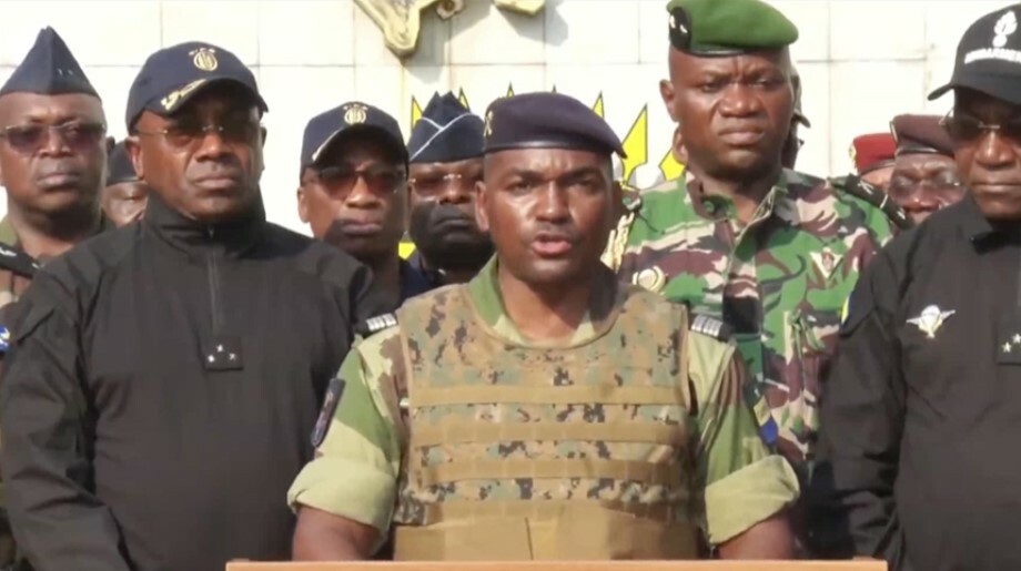 Gabon'da geçiş hükümeti lideri Nguema 