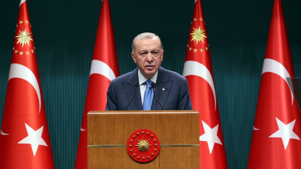 Erdoğan: İran halkının acısını paylaşmak üzere bir günlük milli yas ilan edilmesini kararlaştırdık