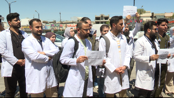 Kerkük’te doktorlardan kadro protestosu: Atama ya da grev