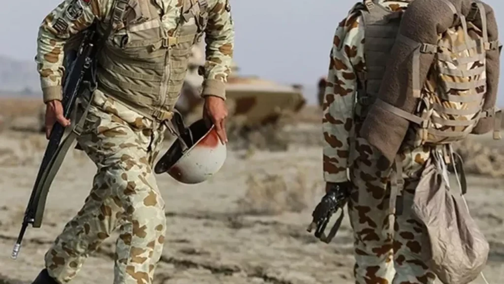 İran'da bir asker 5 silah arkadaşını öldürdü