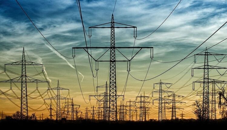 Elektrik sektöründe aylık 600 milyar dinar harcama, tahsilat yalnızca yüzde 0,17