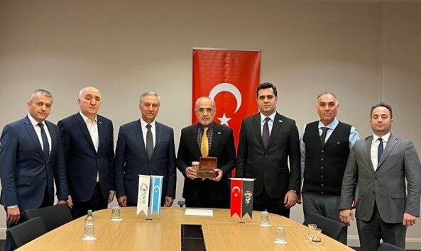 Türkmeneli TV Genel Müdürü Uzunçam ve ITC Türkiye Temsilcisi Yayçılı’dan Topçu’ya ziyaret