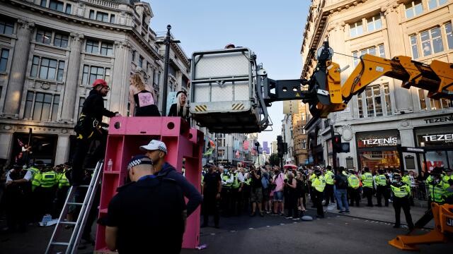 İngiltere'de hastane krizi: Her hafta 300 ila 500 kişi ölüyor