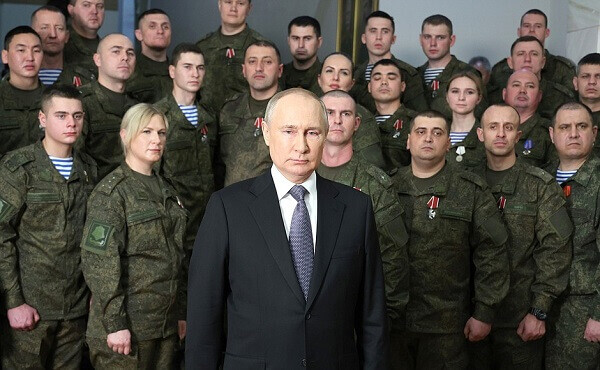 Putin, Rus ordusuna Ukrayna’da