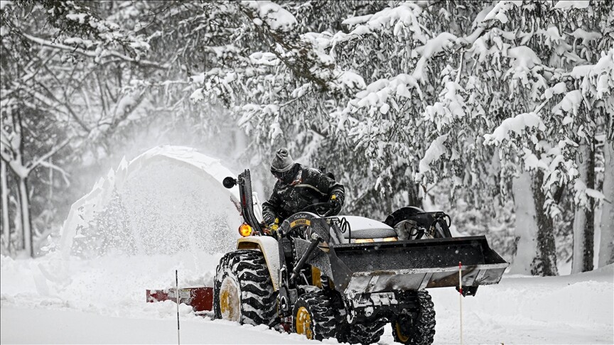 ABD'deki kar fırtınası nedeniyle Buffalo'da hayat durdu, ülke genelinde 48 kişi hayatını kaybetti