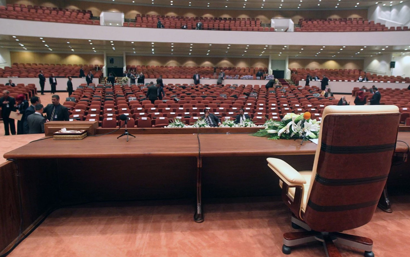 Irak Parlamentosu'nun ilk oturumu için hazırlık komisyonu kuruldu