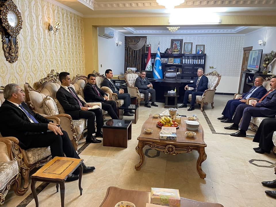 Hoşyar Zebari, Erşat Salihi ve Türkmen Grubu Milletvekilleriyle Görüştü