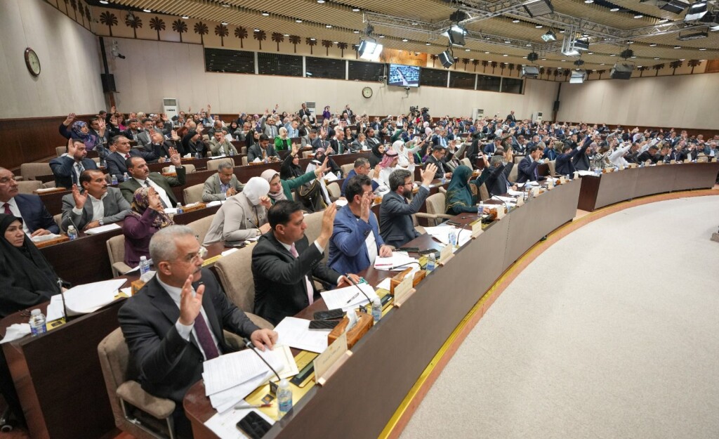 Irak Meclisi, 67 maddelik bütçenin sadece 6 maddesini onayladı