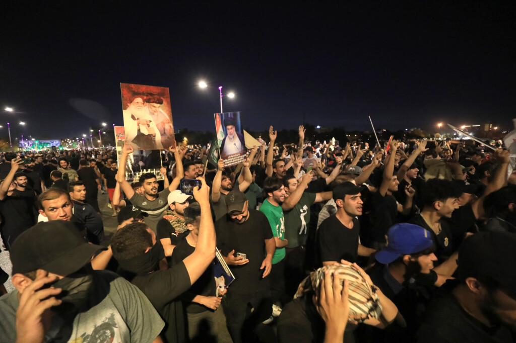 Danimarka’daki Kur’an-ı Kerim’e saldırı Bağdat’ta protesto edildi