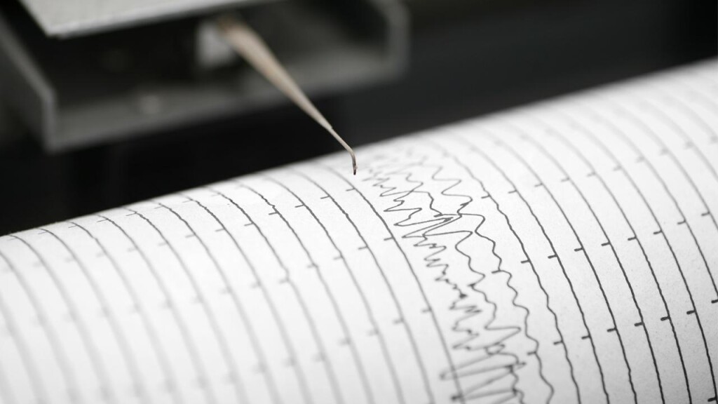 Japonya'nın batısında 6,3 büyüklüğünde deprem oldu