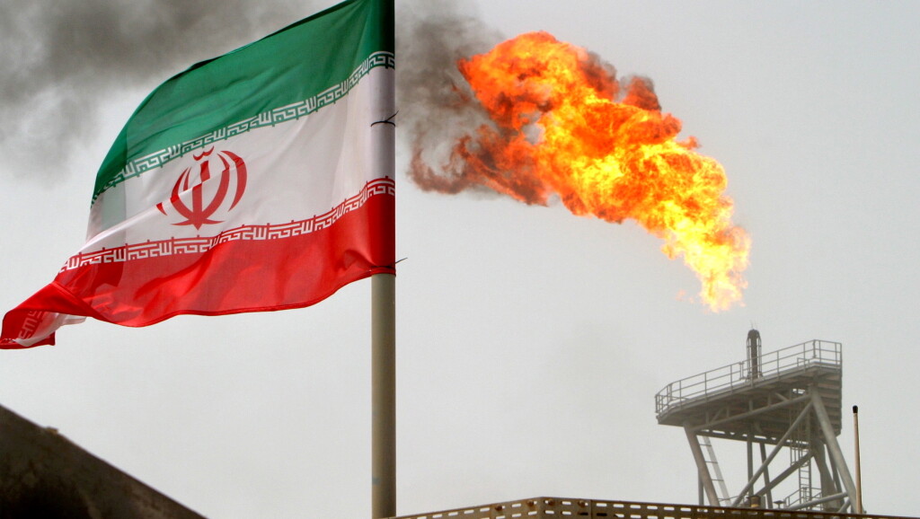 İran Petrol Bakanı, günlük petrol üretimlerinin 3 milyon 190 bin varile çıktığını açıkladı