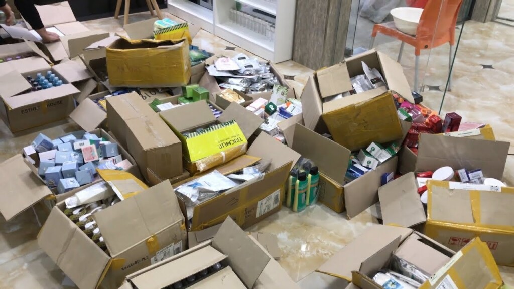 Kerkük İline kaynağı belirsiz 100 tondan fazla ilaç sevkiyatı engellendi.