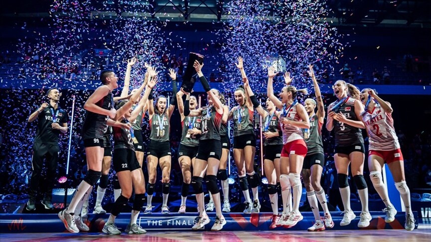 Türkiye A Milli Kadın Voleybol Takımı, Milletler Ligi'nde şampiyon oldu