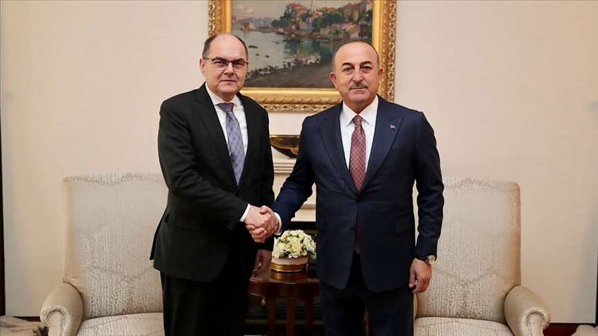Çavuşoğlu, Bosna Hersek Yüksek Temsilcisi Christian Schmidt ile görüştü