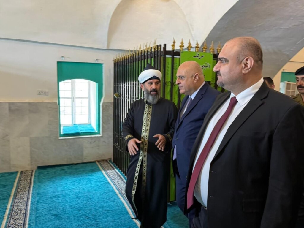 Azerbaycan’ın Bağdat Büyükelçisi Eldar Salimov, Tarihi Kerkük Kalesi’ni ziyaret etti.