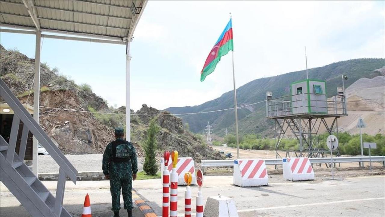 Azerbaycan ve Ermenistan'dan barış adımları