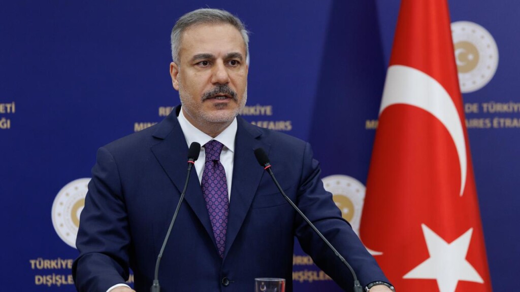 Bakan Fidan: Gazze'ye ilk etapta 20 bin konteyner gönderme girişimimiz var