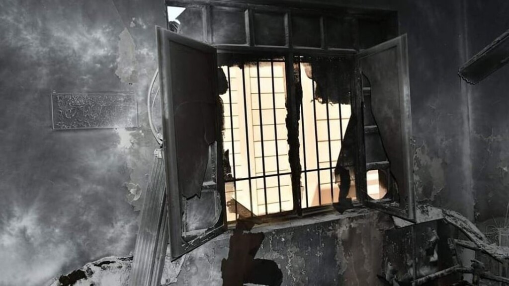 İbn Haldun Lisesi yılbaşı gecesi ateşe verildi