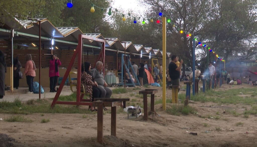 Baharın gelişiyle birlikte piknik alanları dolup taştı