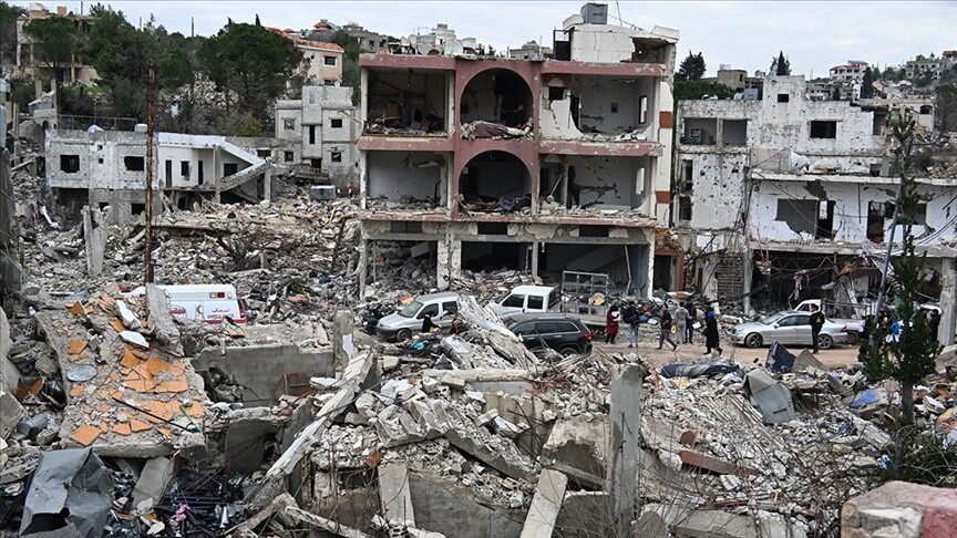Lübnan'ın güneyinde işgali sürdüren İsrail'in son saldırılarında ölenlerin sayısı 24'e yükseldi