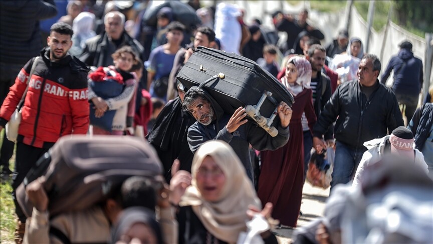 BM: İsrail'in Gazze'ye saldırıları yeniden başlatmasının ardından 142 bin kişi yerinden edildi