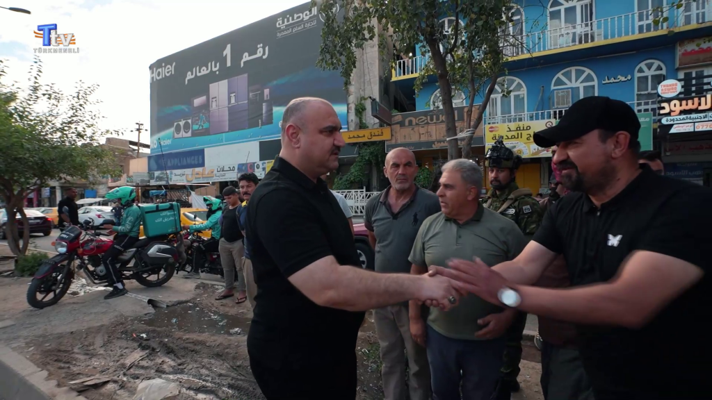 Kerkük’te vatandaşlardan Vali Mehmet Seman Ağa’nın saha ziyaretlerine destek