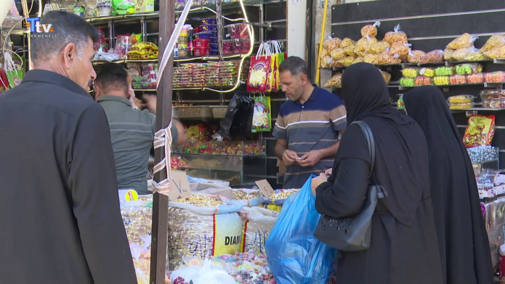 Kurban Bayramı’na iki gün kala Kerkük çarşılarında yoğunluk arttı.
